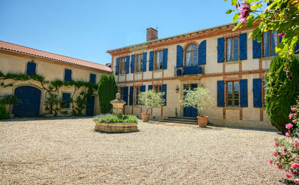 Elegant Chateau with Glorious Views over the Rolling Hills of the Gers to Pyrenees Mountains